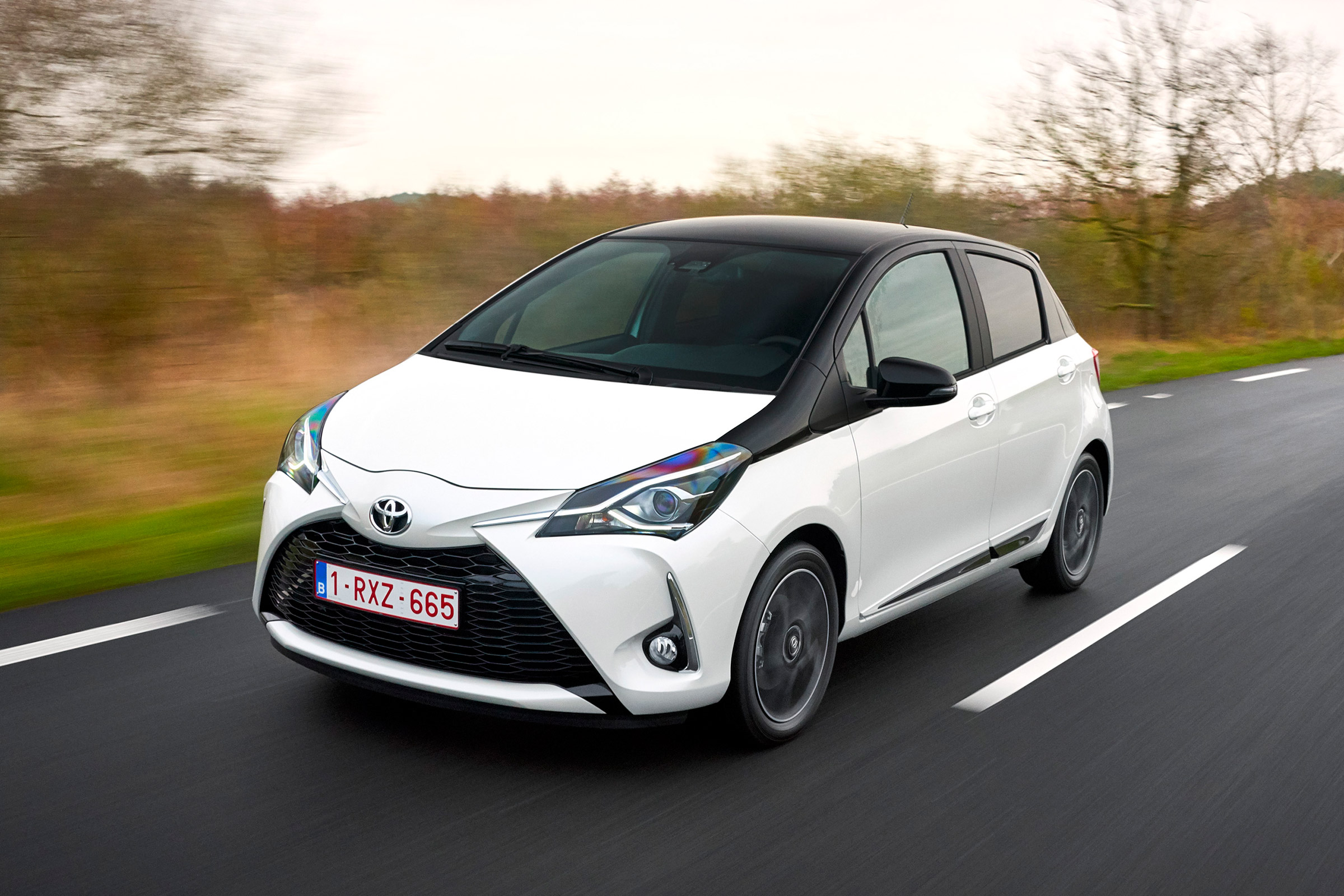 Toyota Yaris Купить Новый