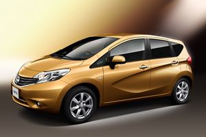 Nissan note 300 200